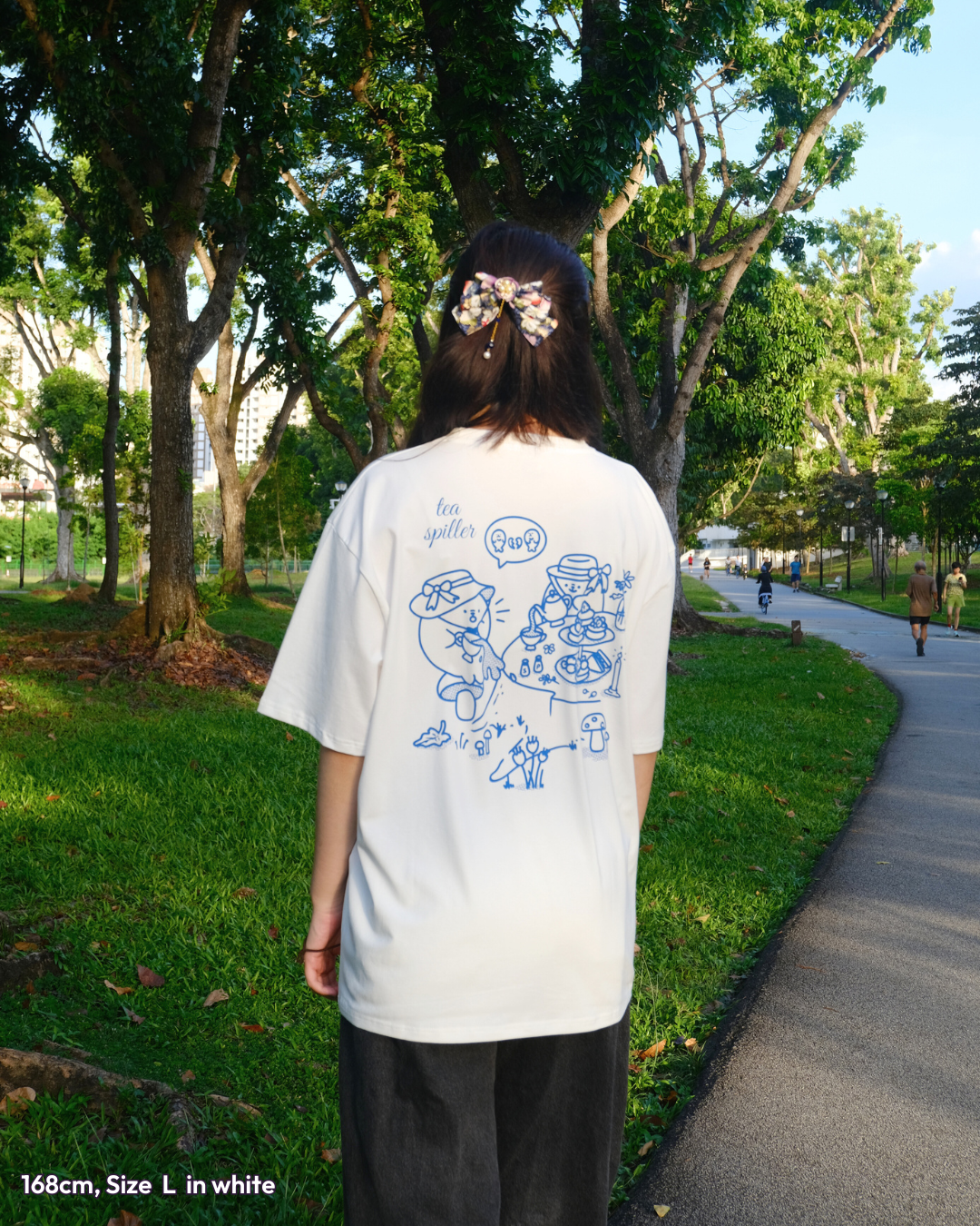 Bestea Oversized Tee (Tea Spiller/Sipper) - White